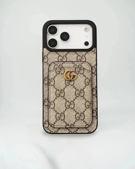 GG Supreme Gucci iPhone 17 Pro Max With Cardholder BREATHE