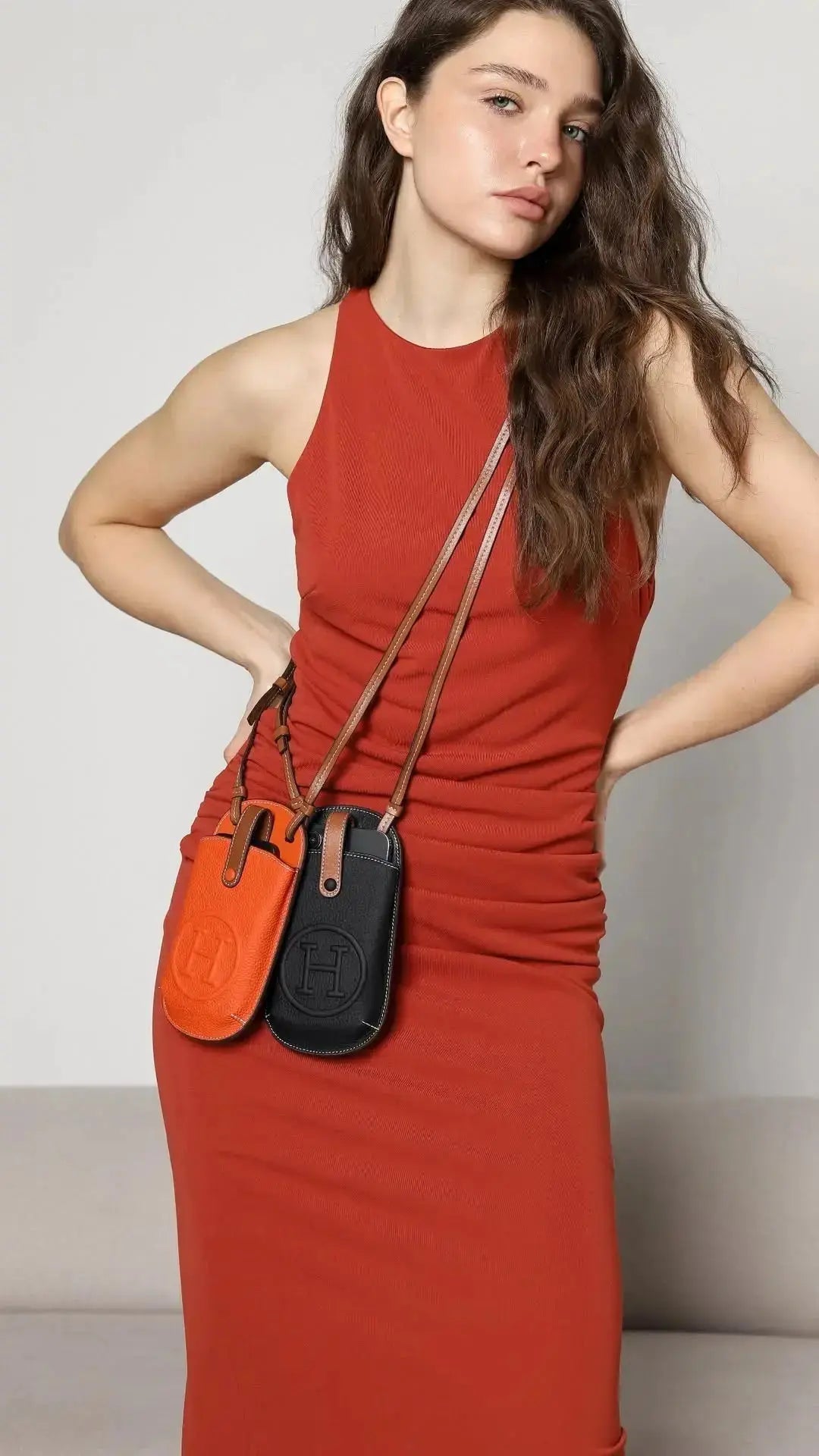 Le Pouch Orange Hermès iPhone 17 Pro Max Case Crossbody Strap BREATHE