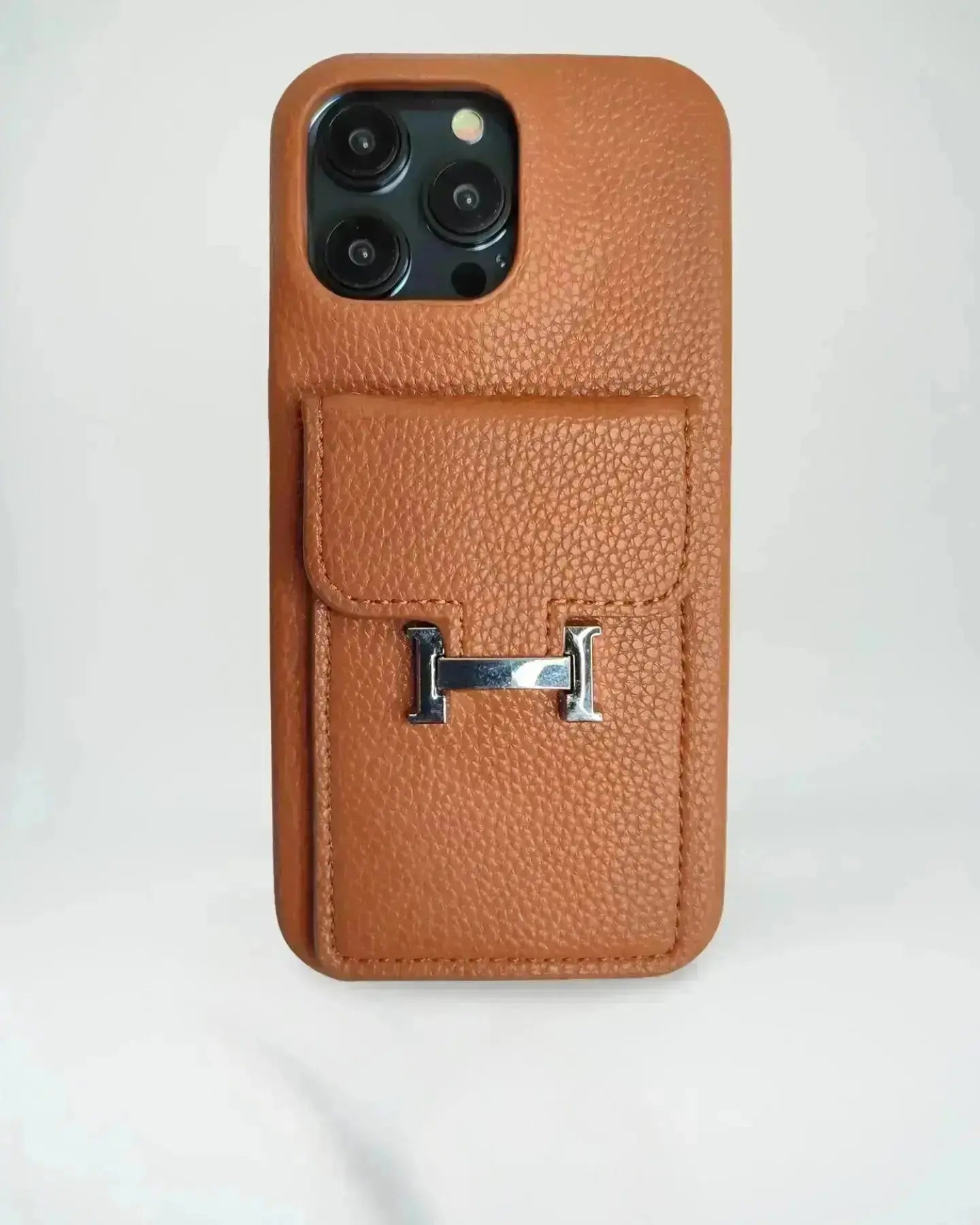L'Orange Hermès iPhone 17 Pro Max Case with Cardholder BREATHE